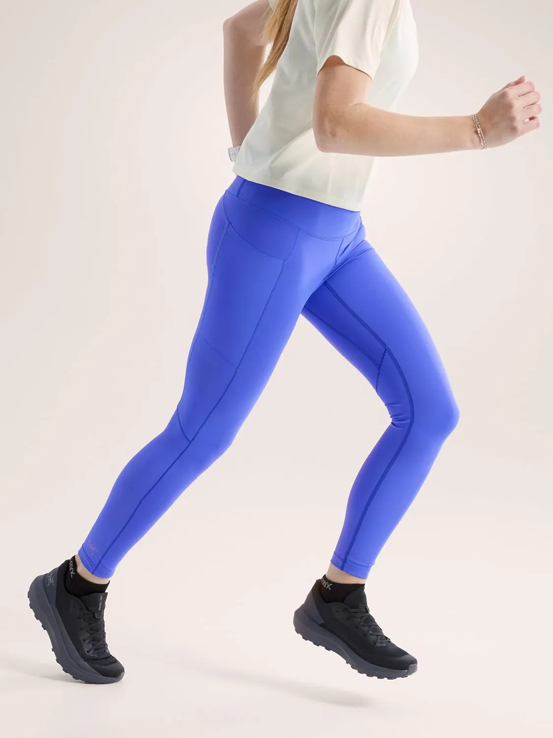 Arc'teryx Essent High-Rise Utility Legging 26 Women's | Versatile Stretch Legging with Bounce-Free Storage