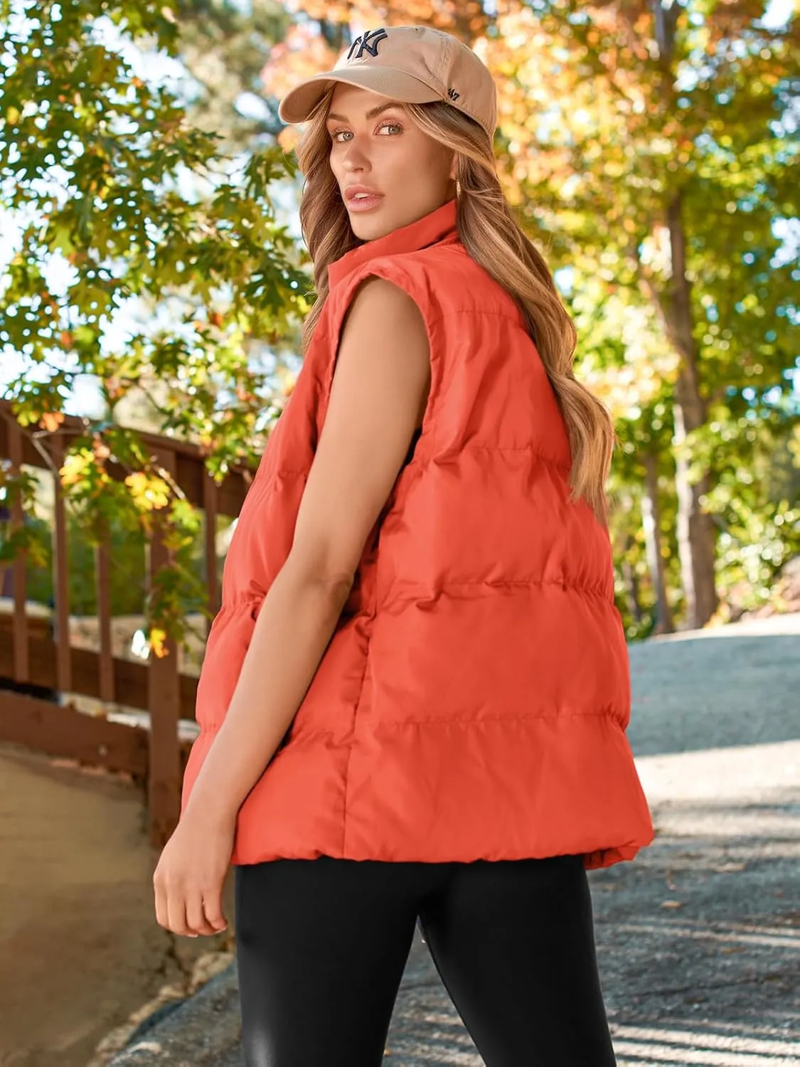 AUTOMET Puffer Vest Women Sleeveless Zip Up Outerwear Warm Puffer Lightweight Down with Pocket Fall Winter Jackets Coats 2025
