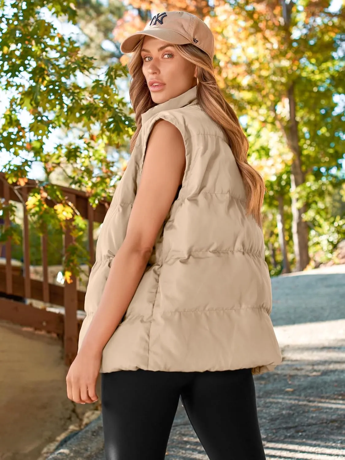 AUTOMET Puffer Vest Women Sleeveless Zip Up Outerwear Warm Puffer Lightweight Down with Pocket Fall Winter Jackets Coats 2025