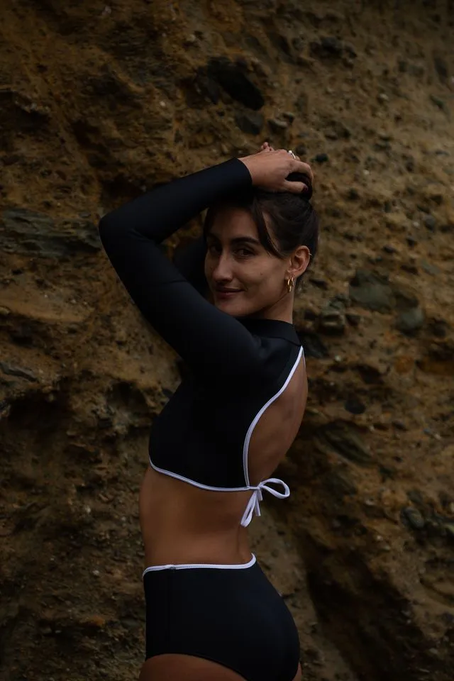 Brit Open Back Crop
