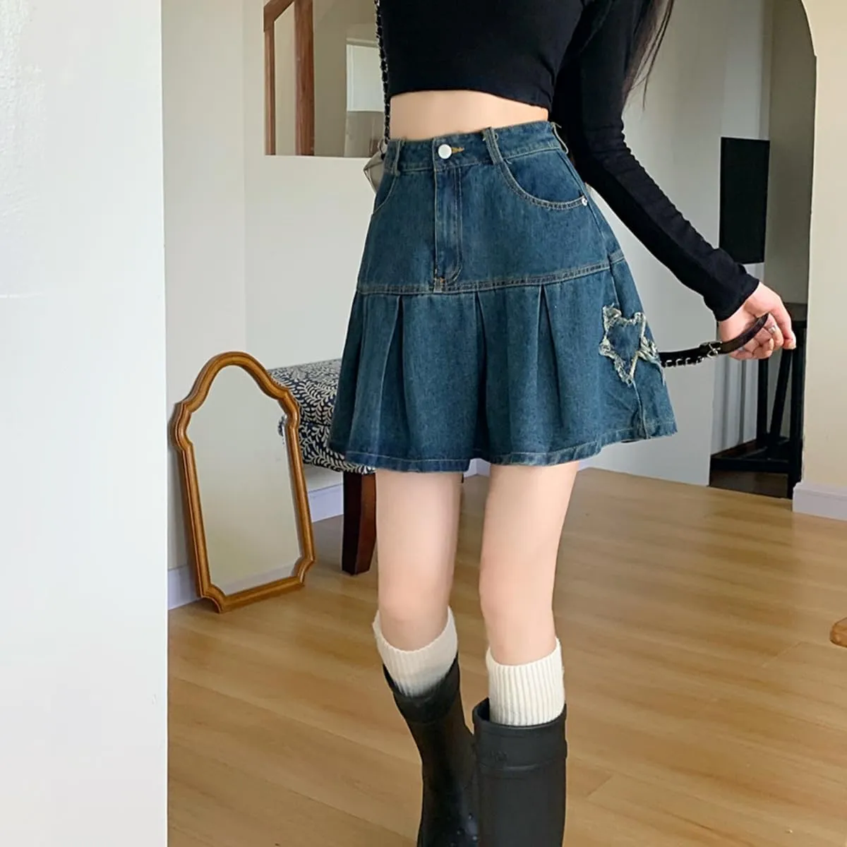 Casual Women's Denim Mini Skirt Y2K Fashion Vintage A Line High Waist Pleated Star Tassel Patch Jean Skirt