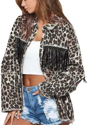 chouyatou Women's Washed Leopard Print Jean Jacket Fringe Button Down Denim Shacket Jacket
