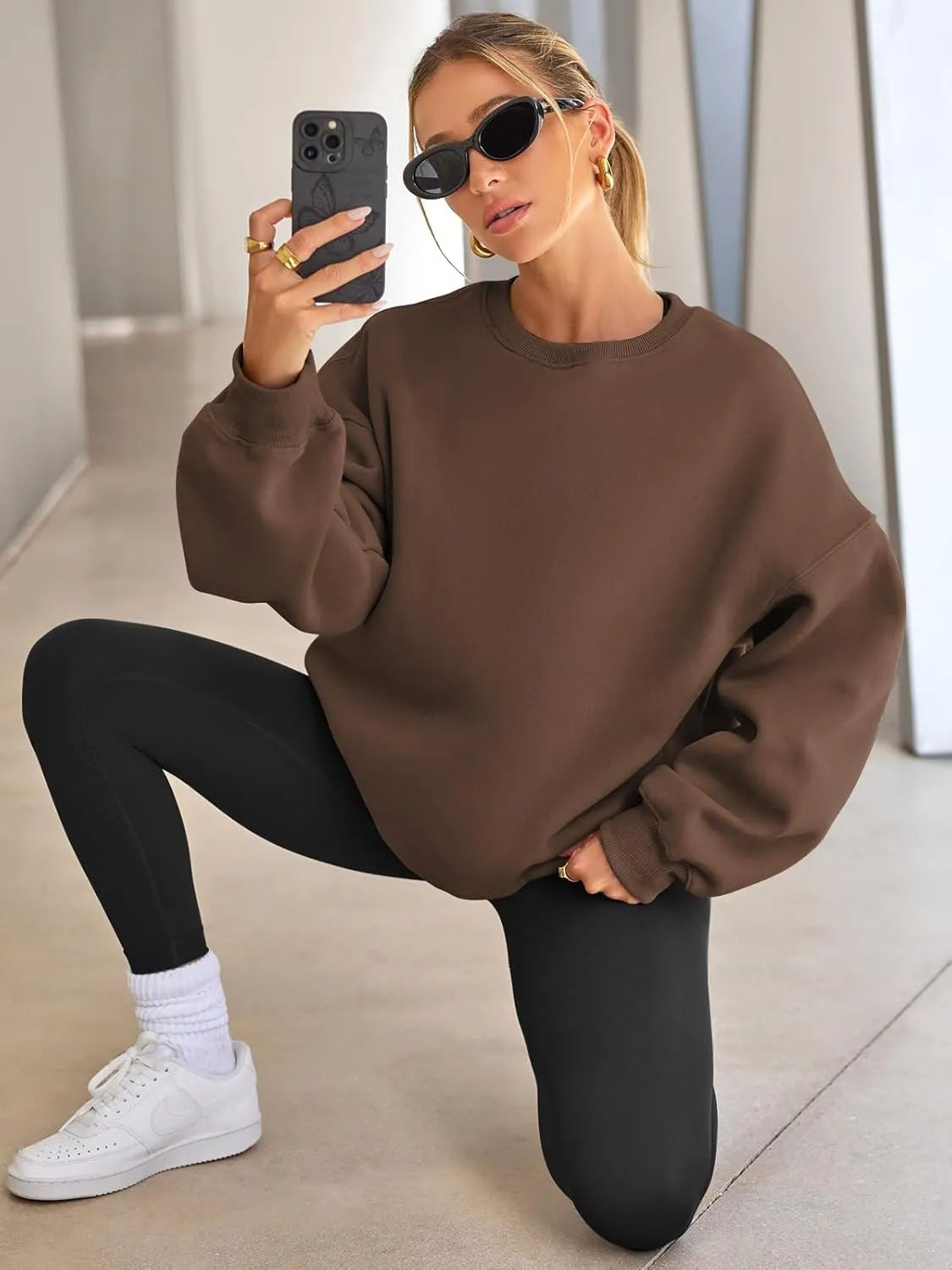 EFAN Womens Oversized Sweatshirts Hoodies Fleece Crewneck Sweaters Casual Tops Comfy Fall Fashion Outfits Winter Clothes 2025