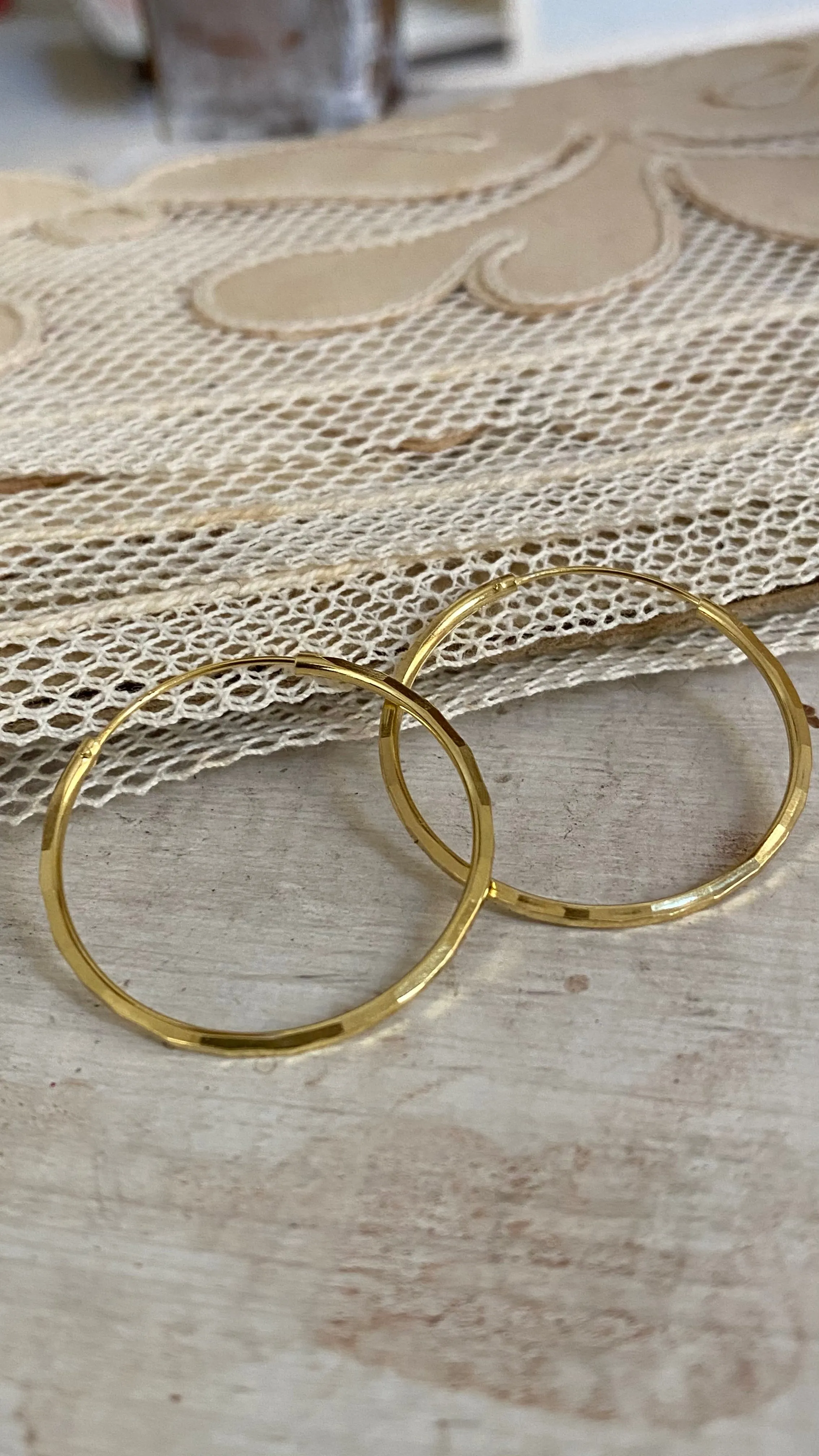 'Faceted' hoops | 24k gold plated | different sizes