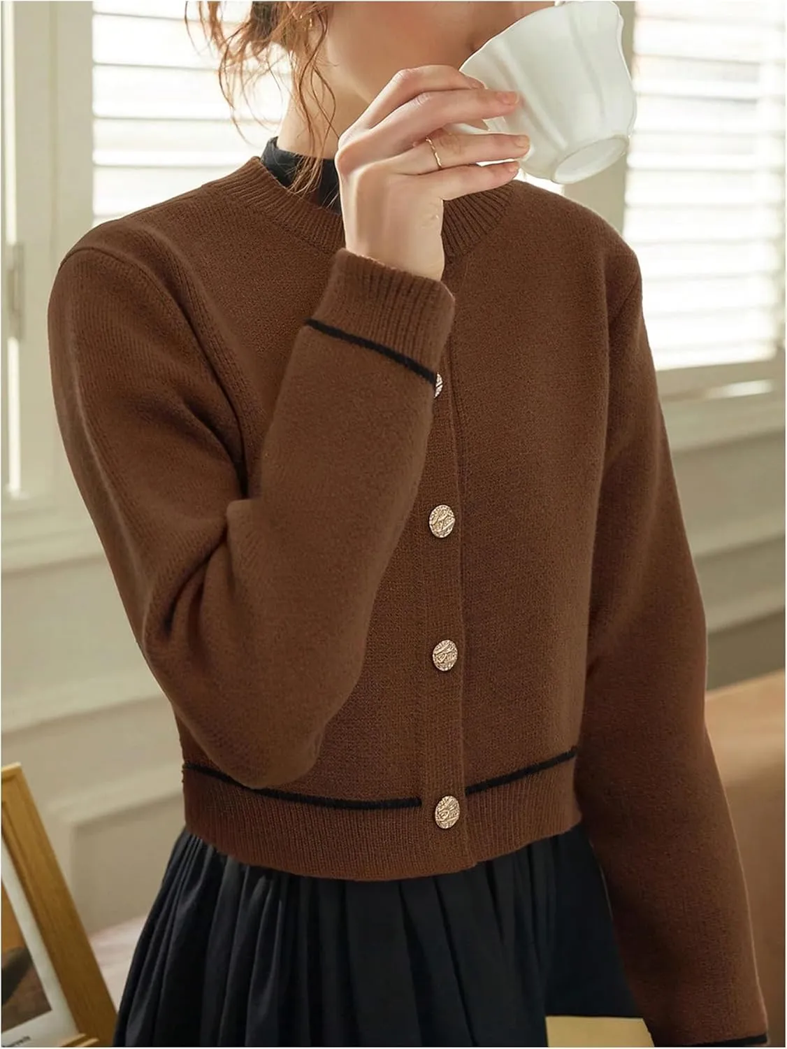 GORGLITTER Women's Elegant Button Up Cardigan Sweaters Casual Cropped Knitted Sweater Chunky Open Front Outerwear