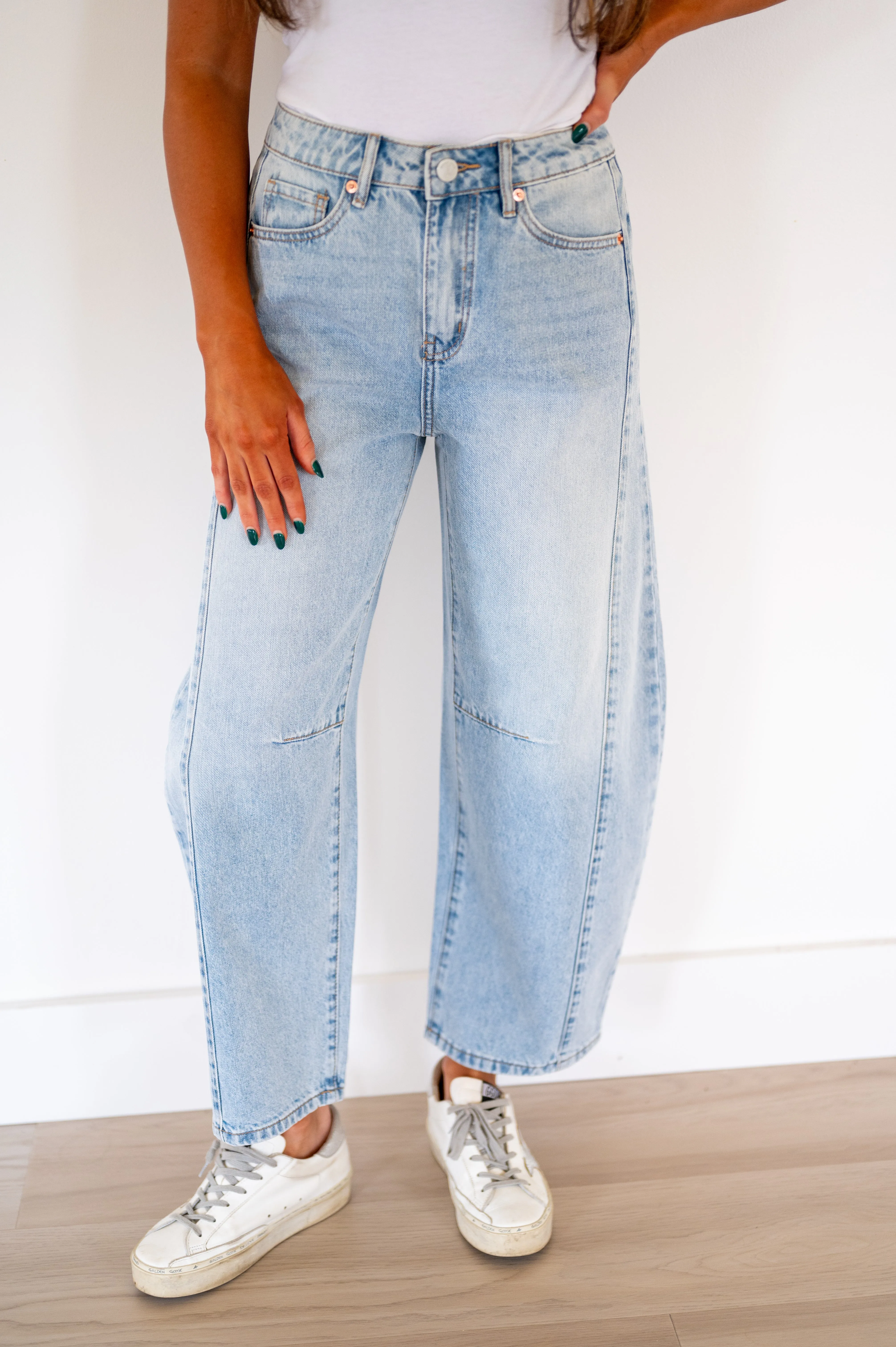 High Rise Barrel Jeans-Light Denim