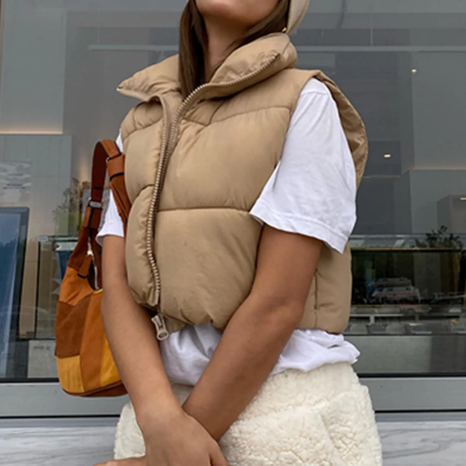 Hixiaohe Women's Winter Crop Vest Puffer Lightweight Stand Collar Padded Vest Zip Up Sleeveless Jacket
