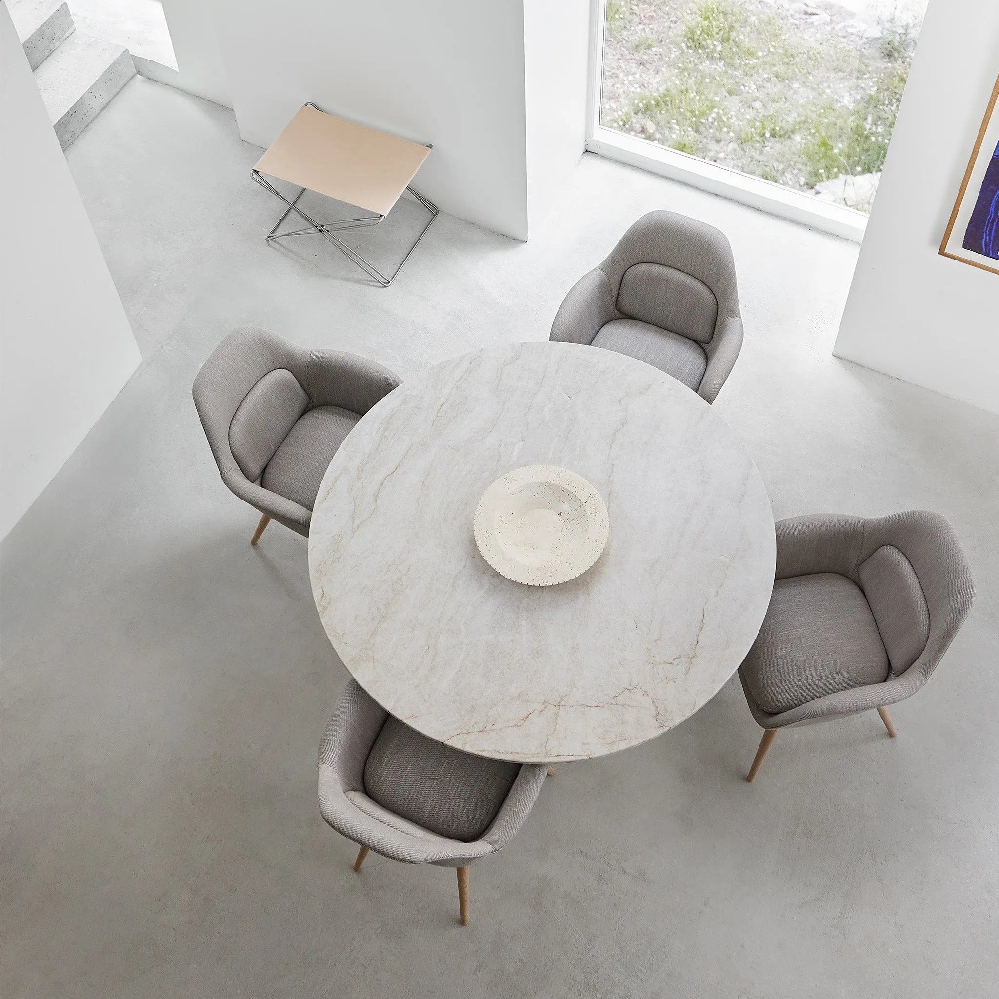JG Table Round Ø140cm by Jørgen Gammelgaard
