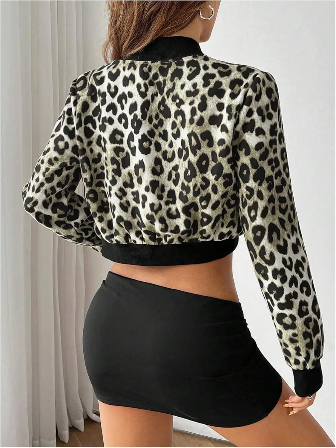 Milumia Women's Leopard Print Zip Up Long Sleeve Cropped Bomber Jacket Outerwear
