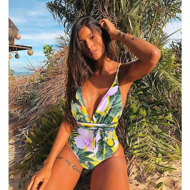 New 2019 Sexy One Piece Swimsuit Female Backless Bodysuit