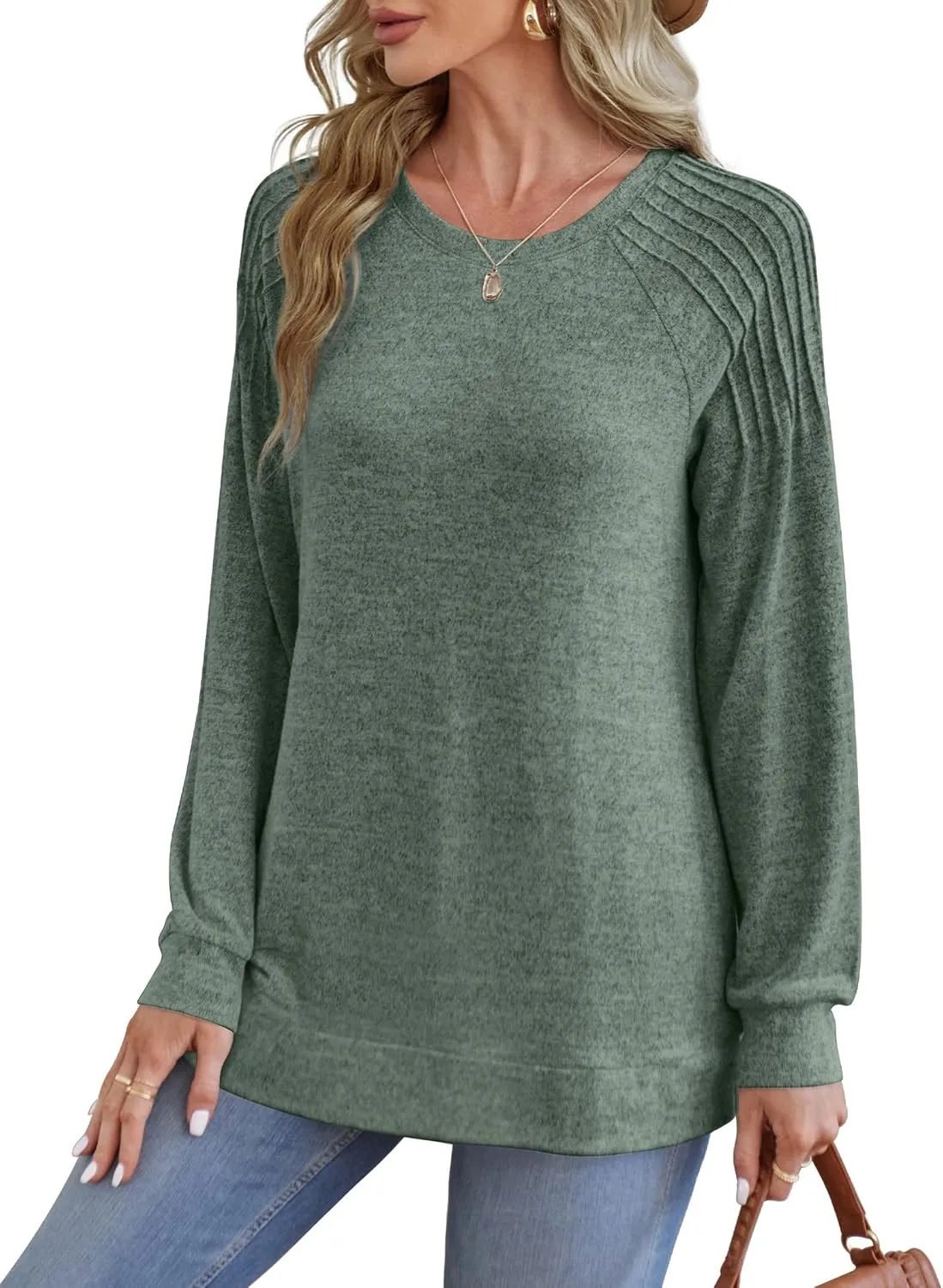 Saloogoe Sweatshirt for Women Crewneck Pleated Long Sleeve Shirts Tunic Tops Fashion Winter Clothing 2025