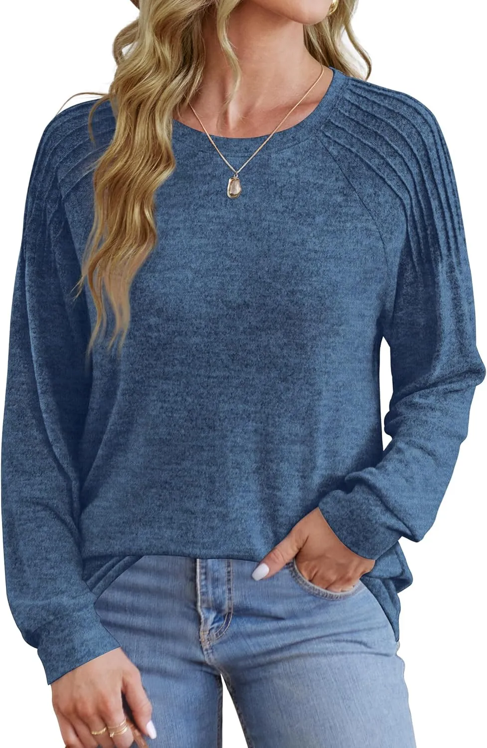 Saloogoe Sweatshirt for Women Crewneck Pleated Long Sleeve Shirts Tunic Tops Fashion Winter Clothing 2025