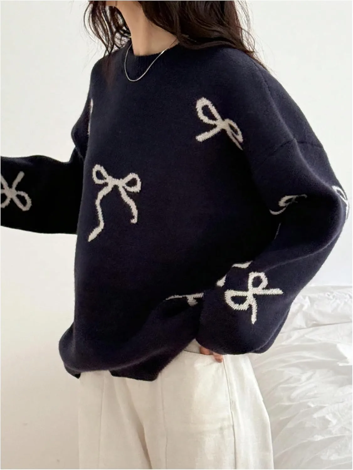 SOLY HUX Oversized Sweaters for Women Y2k Bow Print Crew Neck Drop Shoulder Long Sleeve Knit Pullover Tops