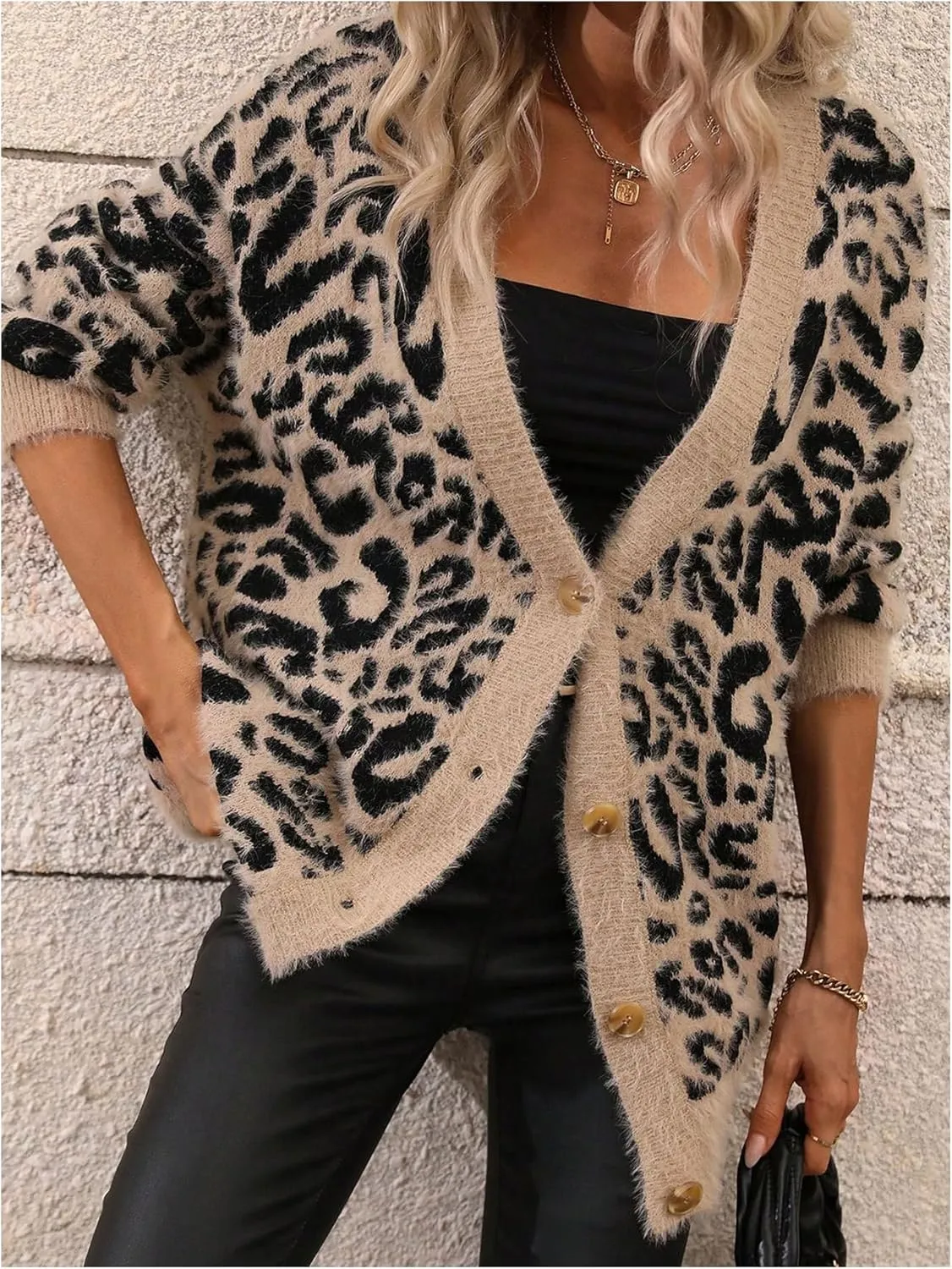 SOLY HUX Women's Leopard Print Cardigan Sweaters Button Down V Neck Long Sleeve Fuzzy Cardigans