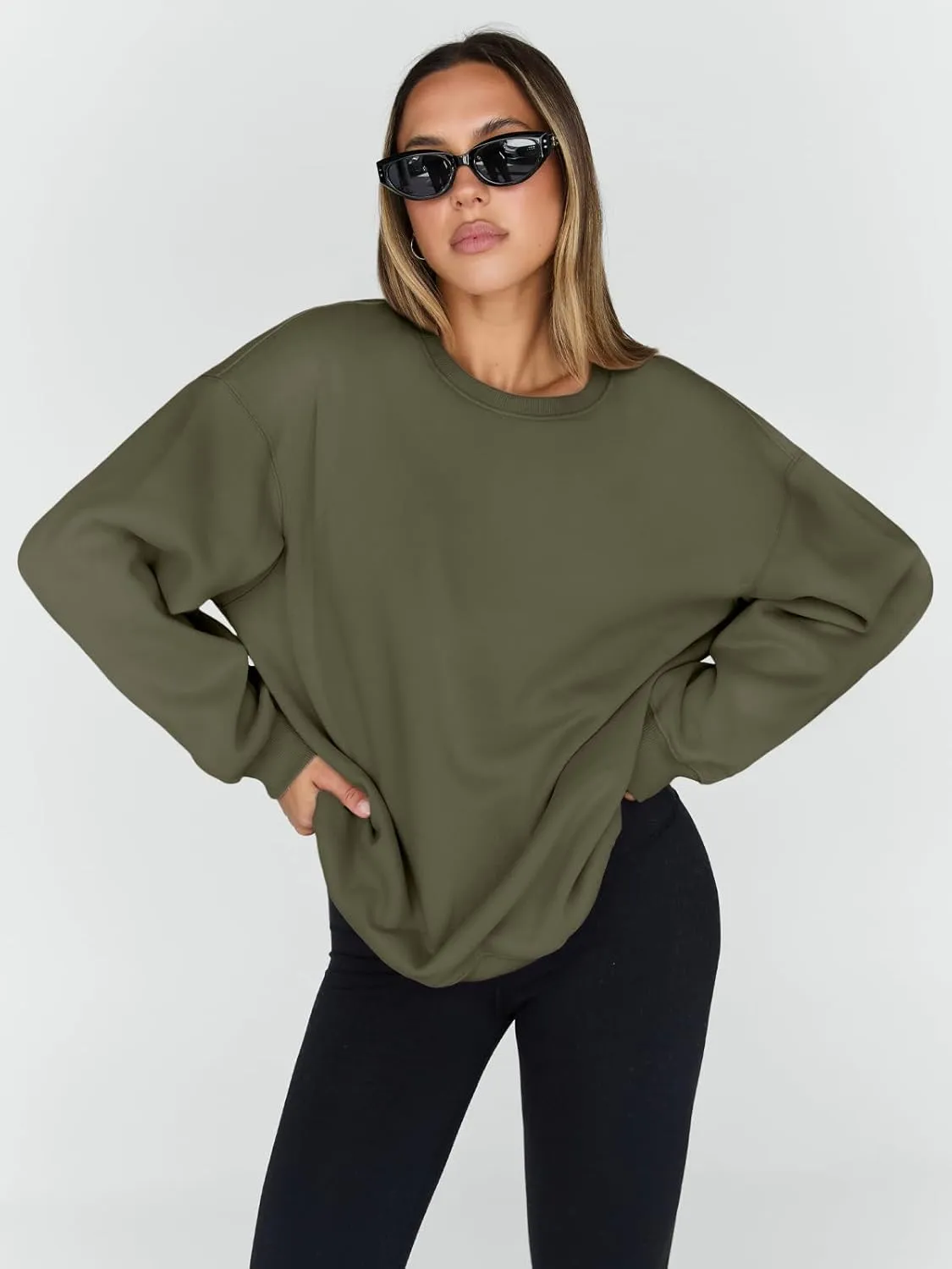 Trendy Queen Sweatshirts for Women Hoodies Oversized Crewneck Tops Sweaters Comfy Fall Winter Outfits Clothes 2025 Fashion