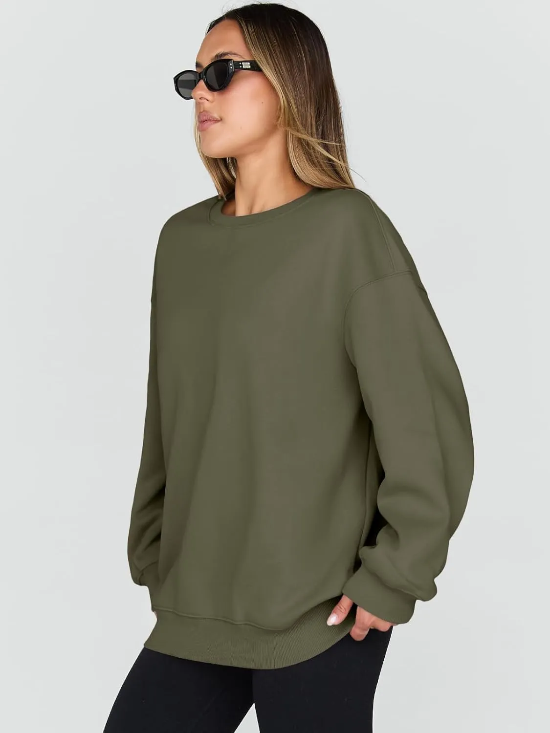 Trendy Queen Sweatshirts for Women Hoodies Oversized Crewneck Tops Sweaters Comfy Fall Winter Outfits Clothes 2025 Fashion