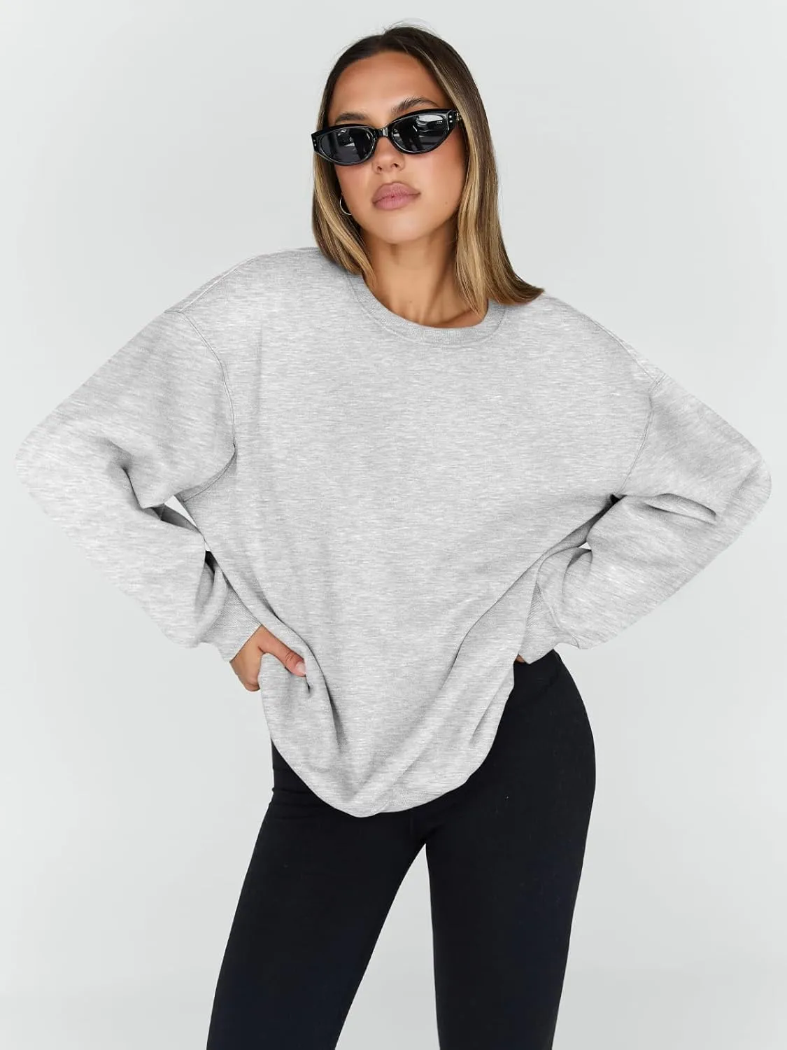 Trendy Queen Sweatshirts for Women Hoodies Oversized Crewneck Tops Sweaters Comfy Fall Winter Outfits Clothes 2025 Fashion