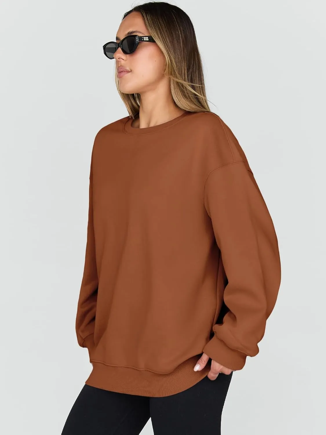 Trendy Queen Sweatshirts for Women Hoodies Oversized Crewneck Tops Sweaters Comfy Fall Winter Outfits Clothes 2025 Fashion