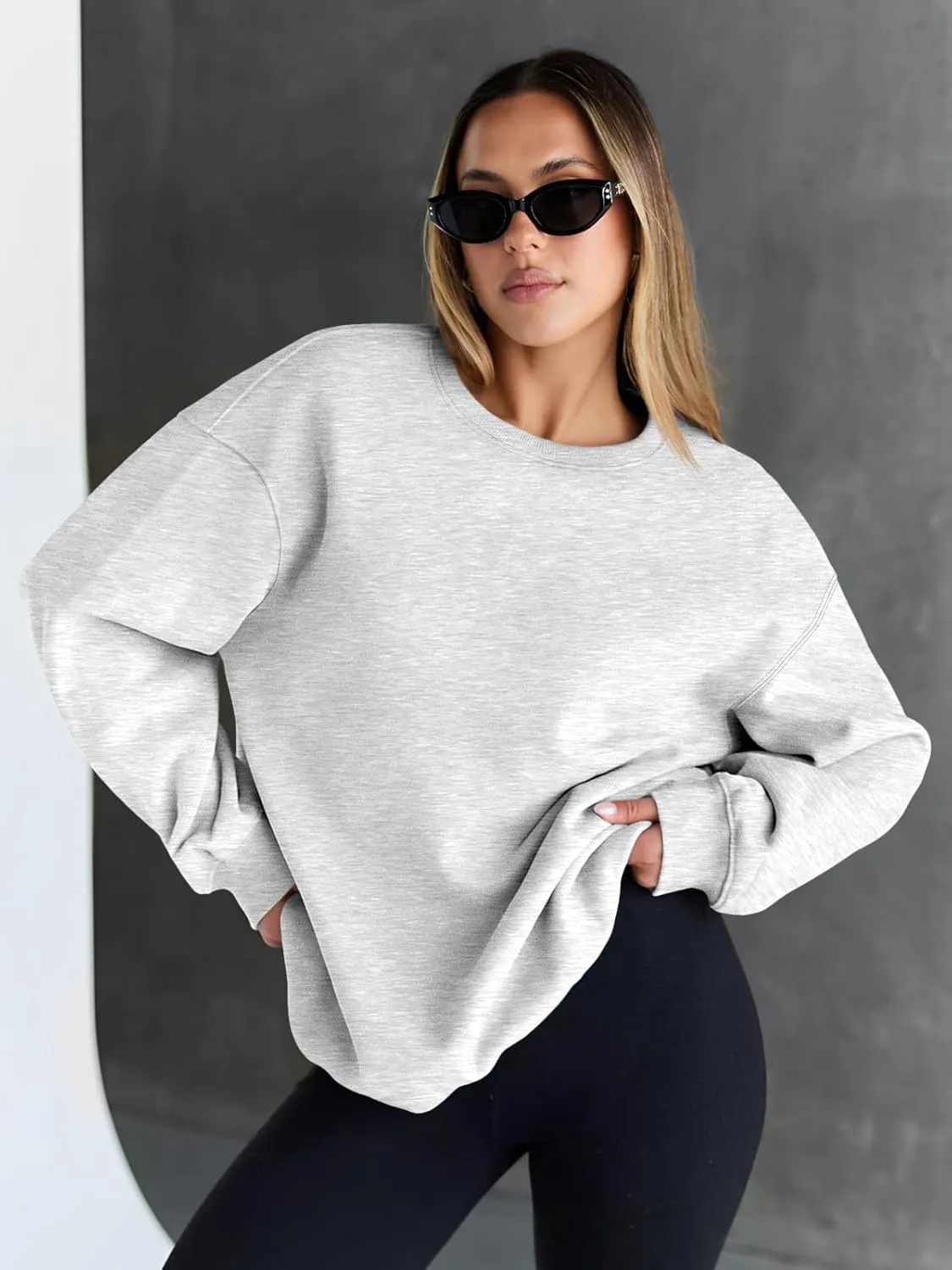 Trendy Queen Sweatshirts for Women Hoodies Oversized Crewneck Tops Sweaters Comfy Fall Winter Outfits Clothes 2025 Fashion