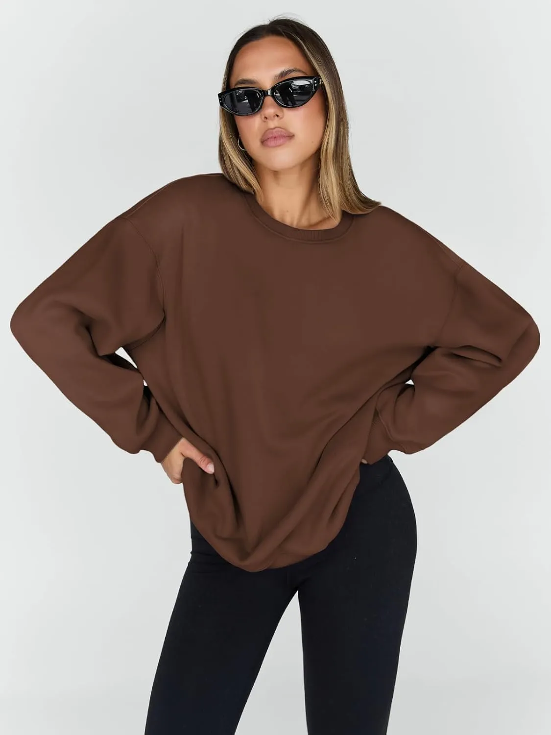 Trendy Queen Sweatshirts for Women Hoodies Oversized Crewneck Tops Sweaters Comfy Fall Winter Outfits Clothes 2025 Fashion