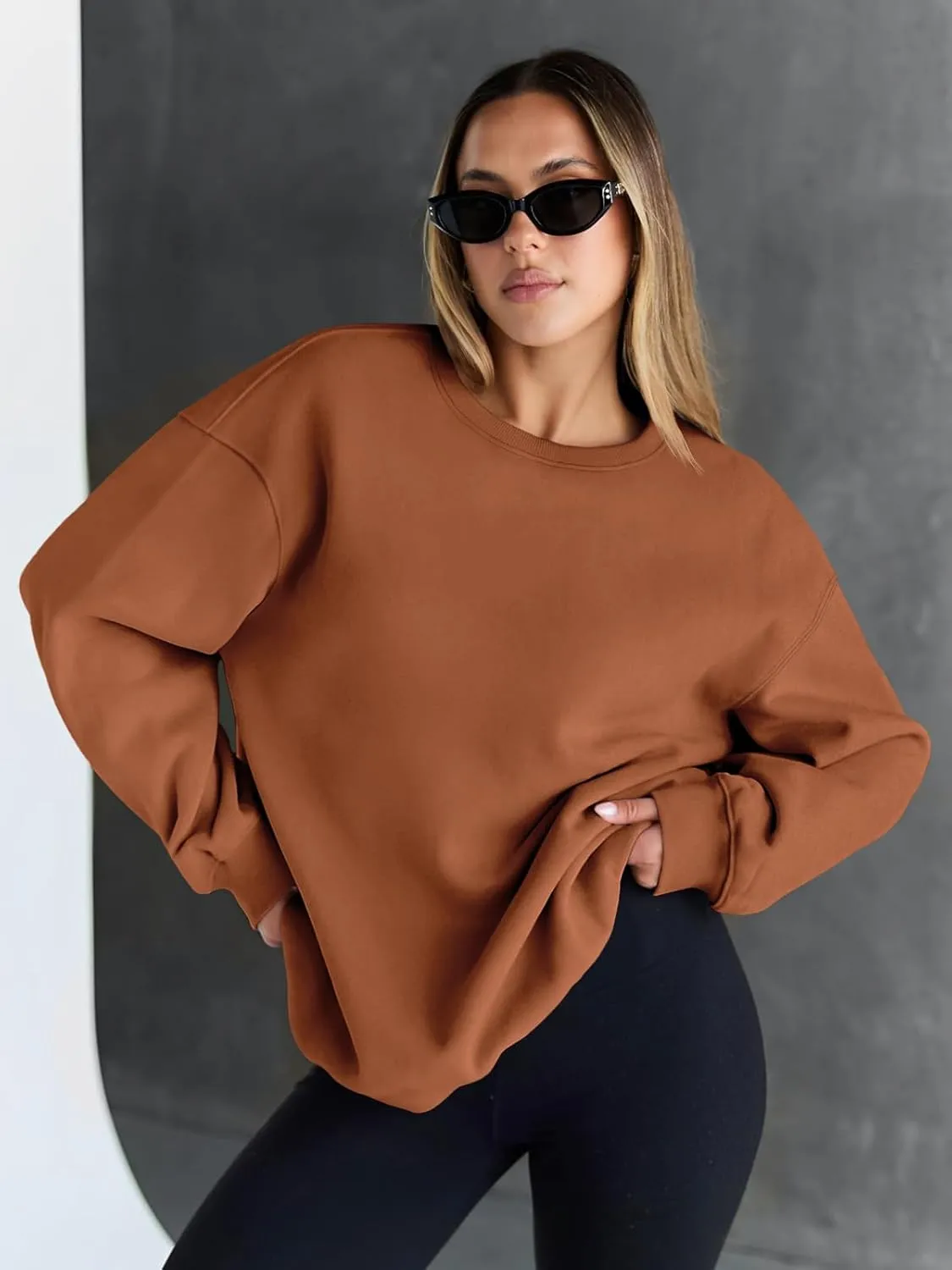 Trendy Queen Sweatshirts for Women Hoodies Oversized Crewneck Tops Sweaters Comfy Fall Winter Outfits Clothes 2025 Fashion