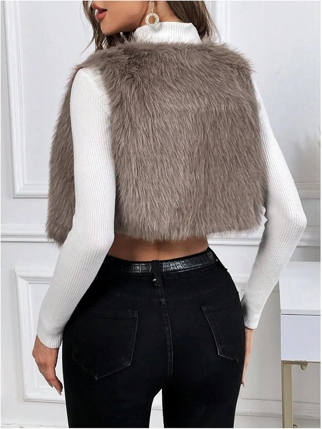Verdusa Women's Fuzzy Faux Fur Vest Jacket Sleeveless Open Front Waistcoat Outerwear