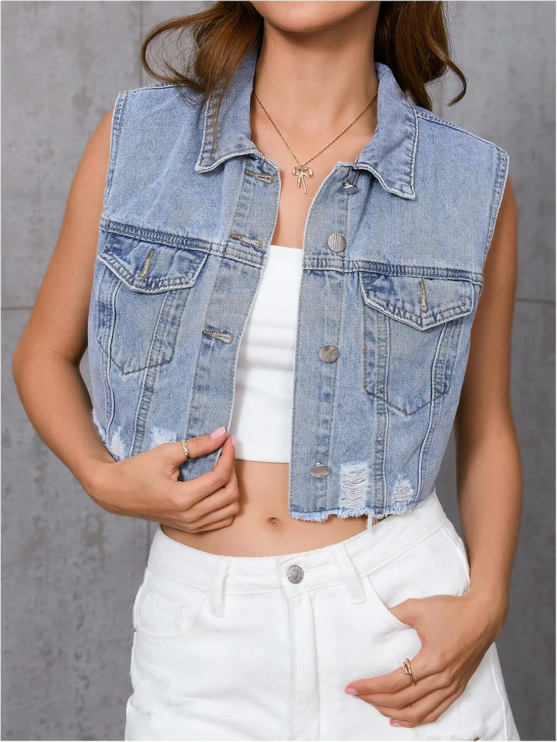 Verdusa Women's Ripped Raw Hem Sleeveless Button Up Crop Denim Vest Jean Outerwear