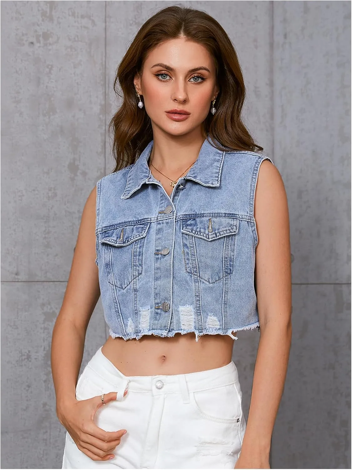 Verdusa Women's Ripped Raw Hem Sleeveless Button Up Crop Denim Vest Jean Outerwear