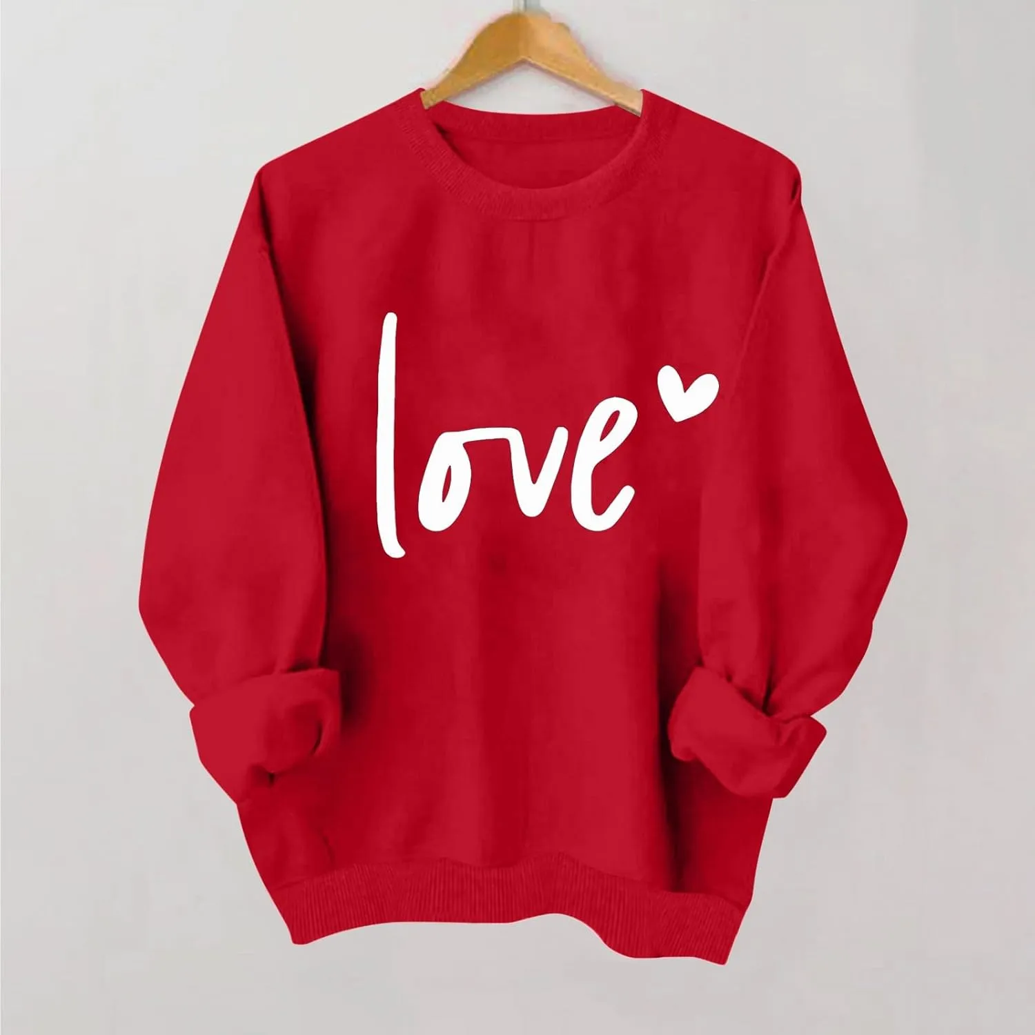 Women Valentine's Day Sweatshirt 2025 Oversized Long Sleeve Red Pullovers Love Heart Graphic Valentines Sweaters