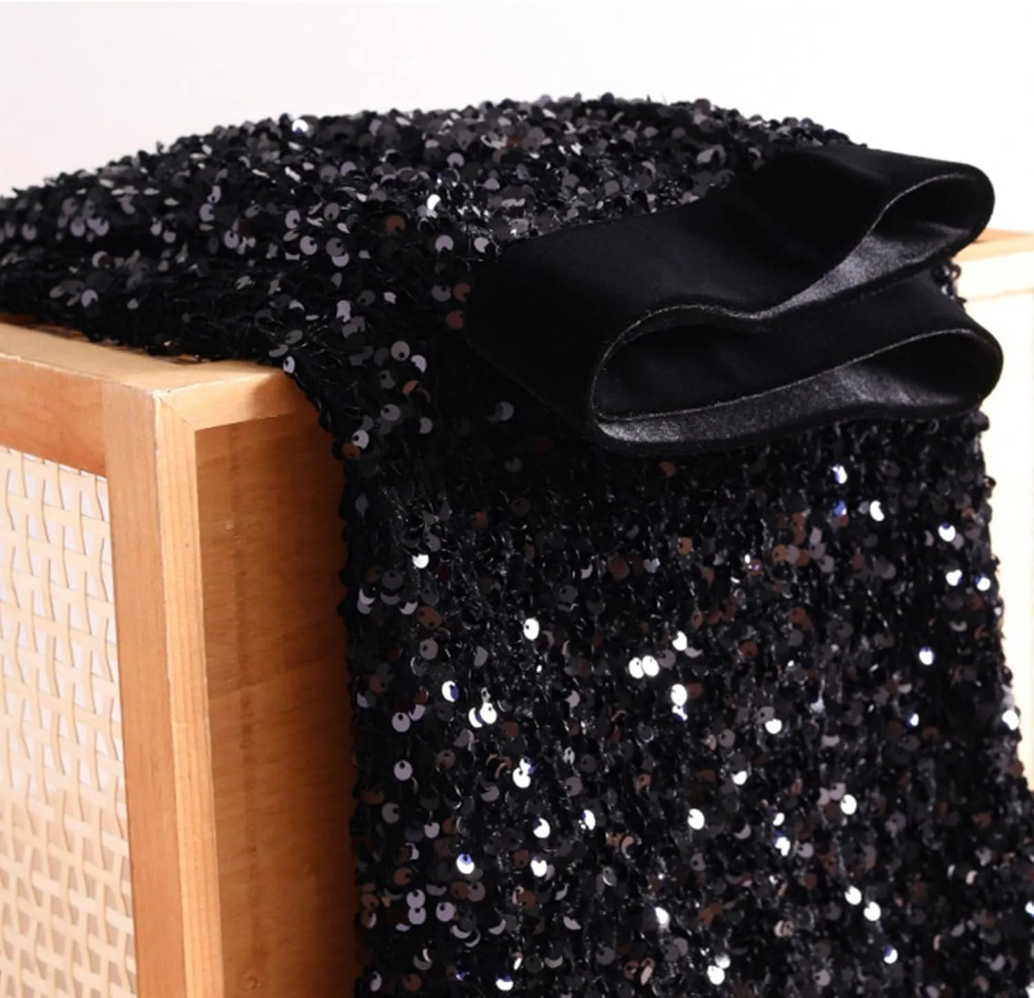 Womens Sequin Velvet Midi Skirt Elegant High Waist Sparkle Pencil Skirts Night Out Prom Cocktail Party Long Skirt