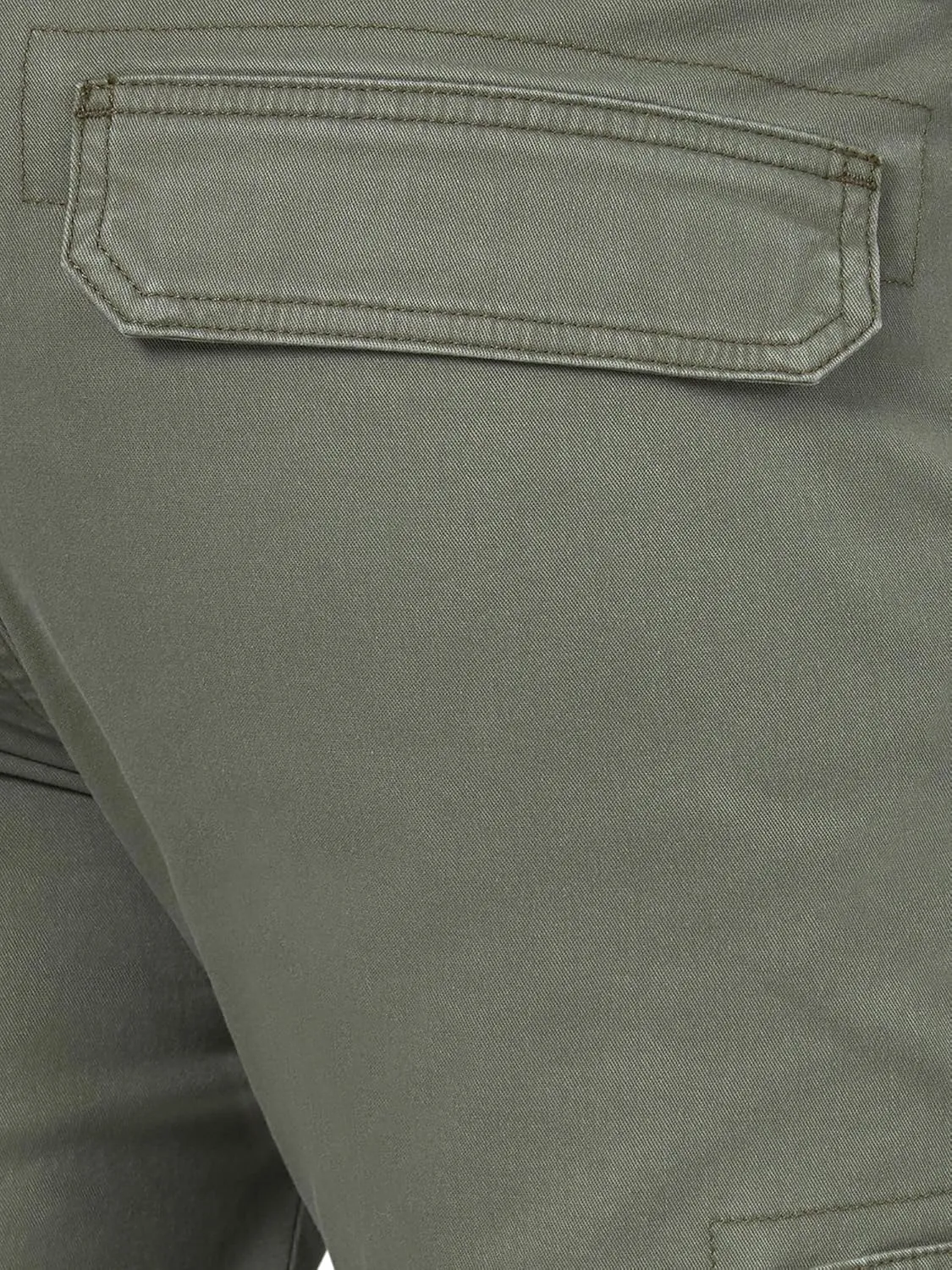 Wrangler Authentics Men's Regular Tapered Cargo Pant