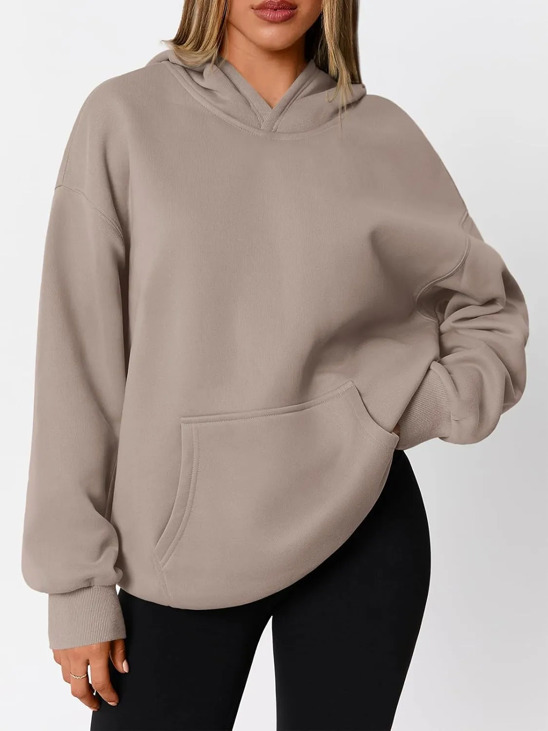 WYNNQUE Hoodies for Women Oversized Sweatshirts Fall Fashion Outfits 2025 Casual Sweaters Tops Fleece Workout Winter Clothes
