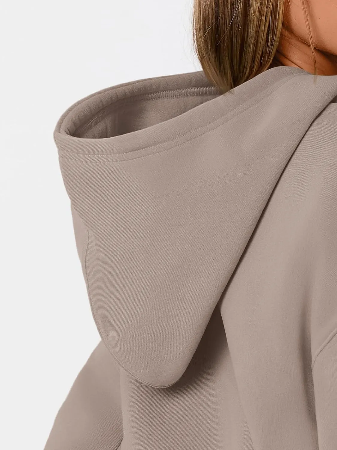 WYNNQUE Hoodies for Women Oversized Sweatshirts Fall Fashion Outfits 2025 Casual Sweaters Tops Fleece Workout Winter Clothes
